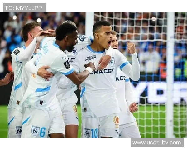 马赛5-1狂胜尼斯登顶法甲格林伍德梅开二度奥巴梅扬助攻闪耀